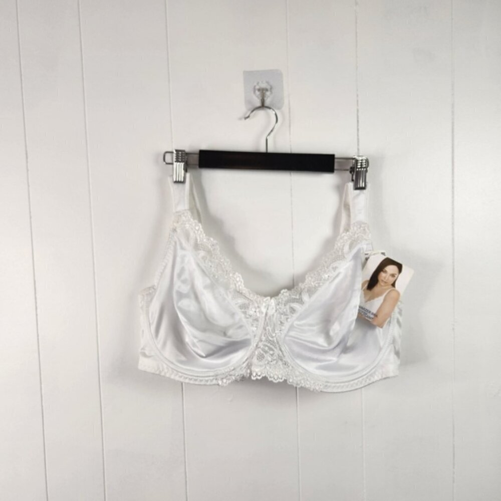 Penningtons White Bra Lace Unlined Underwire Unpadded 44C New NWT Lingerie